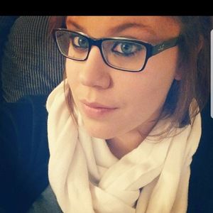 Meet your Posher, Abigail